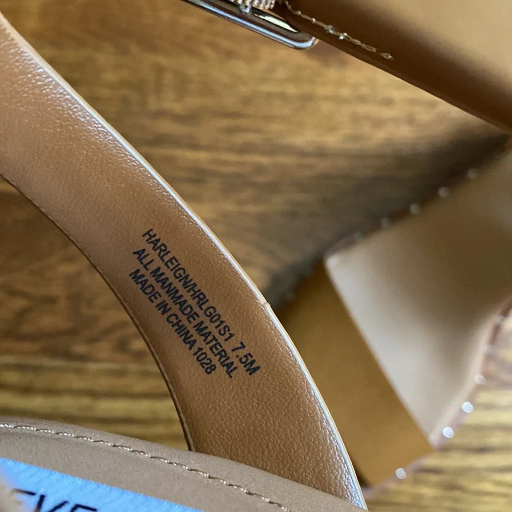 Steve Madden Harleign Wedge Sandal - Cognac - Picture 7 of 7